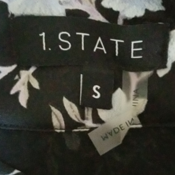 1.State Romantic Vines Floral Print Sleeveless Top - Picture 15 of 15